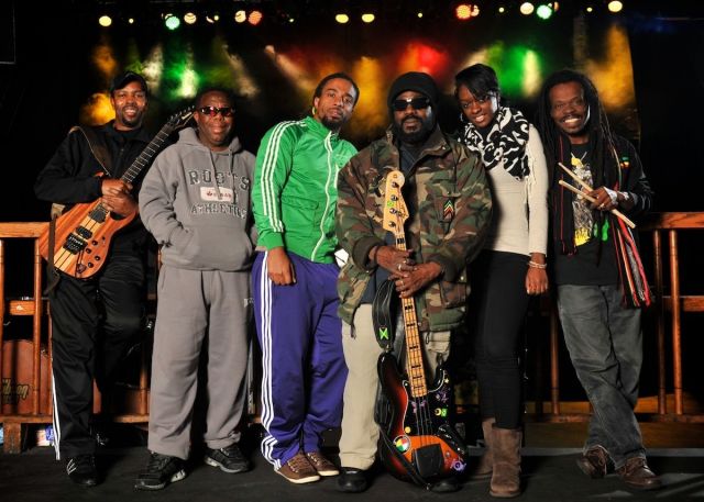 THE WAILERS