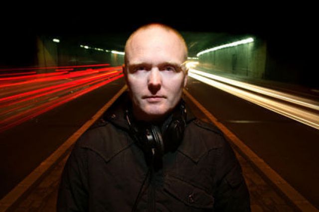 MAGNIFICENT feat. SOLARSTONE