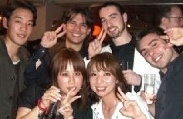 1月28日 国際交流パーティー @ 六本木 マハラジャ * 飲み放題 * 1月誕生日FREE * 1500円OFF