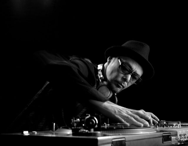 BEATS -creative moment- feat. DJ KRUSH