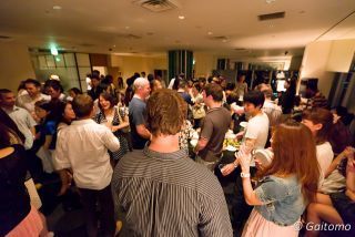 12/23(日) 表参道 エンターテイメントラウンジでクリスマス・イヴ前夜の国際交流パーティー