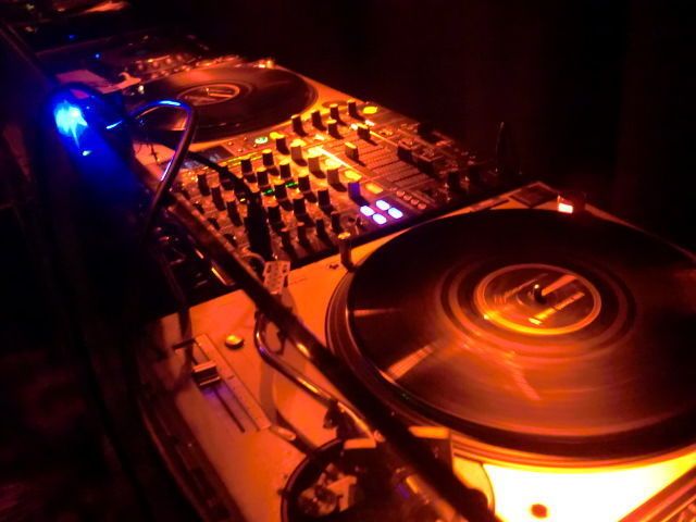 PARTY