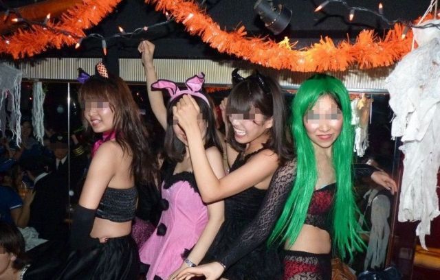 ★10/26(土)恒例の楽しい六本木ハロウィンパーティー2013@Bar Quest /Happy Halloween Party 2013@Bar Quest Roppongi 【仮装歓迎】