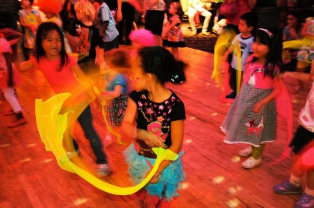 BABY LOVES DISCO JAPAN's Baby loves Summer! - Dance away the rain!!