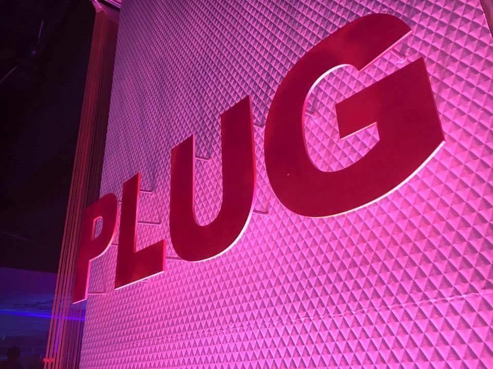 CLUB@PLUG