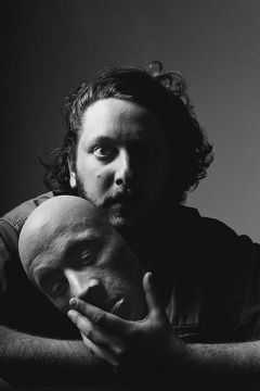 現代アートや映画界に至るまで幅広い活動で注目を集めているOneohtrix Point Neverが初来日