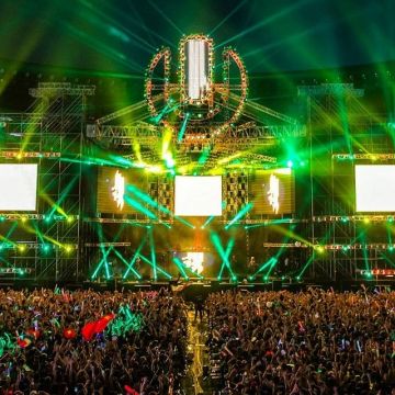 「ULTRA JAPAN 2015」タイムテーブル発表