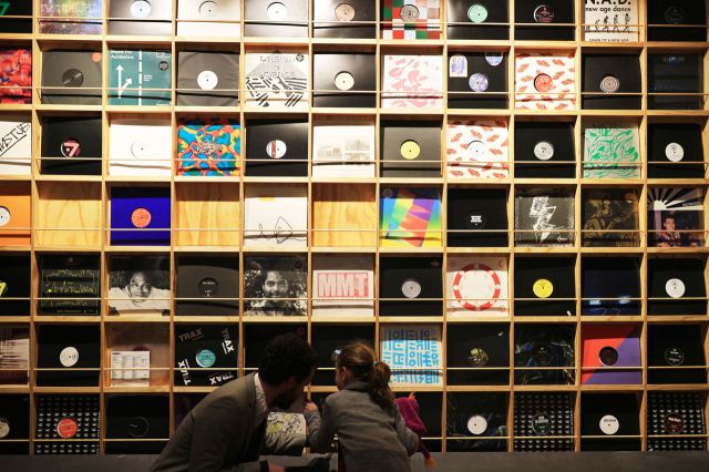 新しいRUSH HOUR RECORDSはどんなお店？ オープン前日に開催された「Private Opening Party」に潜入