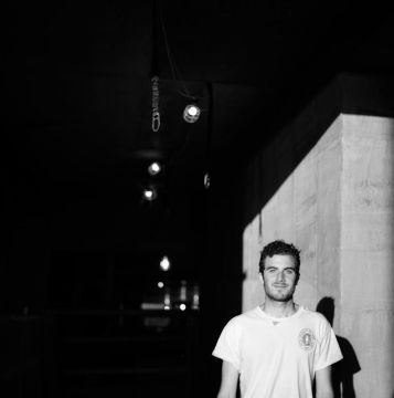 Nicolas Jaar × Boiler Room オーディエンスの視点で描くドキュメンタリーライブ映像が配信