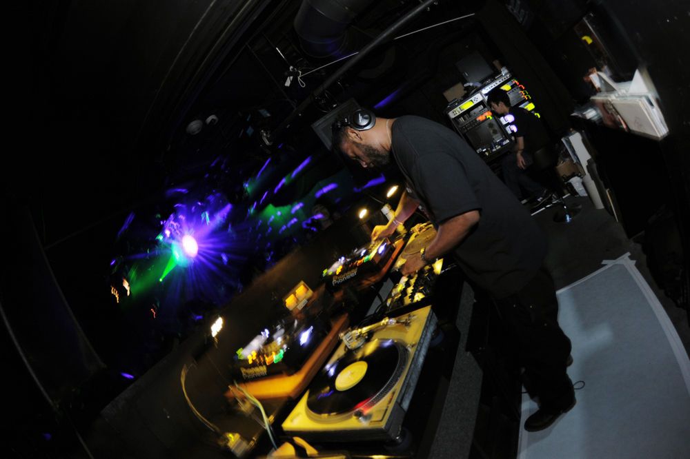 Theo Parrish Japan Tour 2011-2012